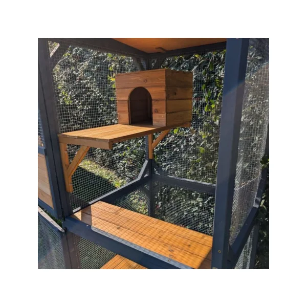 Catio Gris Bois Naturel Maison Chat Intérieur/Extérieur Enclos Grillagé Toit Shingle Parc de Détente Chat avec Plateformes